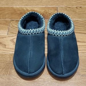 Ugg Tasman Slippers, Size 5